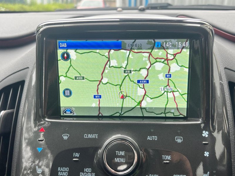 VAUXHALL AMPERA