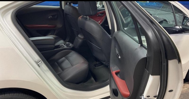 VAUXHALL AMPERA